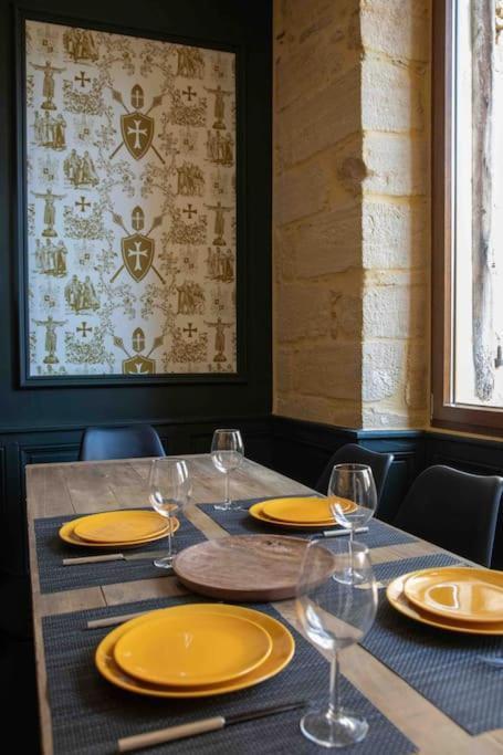 "Les Appartements De Betty A" Coeur Historique Sarlat-la-Caneda Bagian luar foto